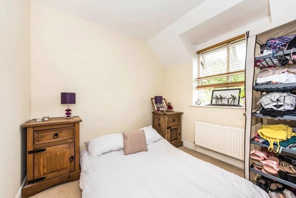 Lyster Mews, Cobham, KT11, photo 5