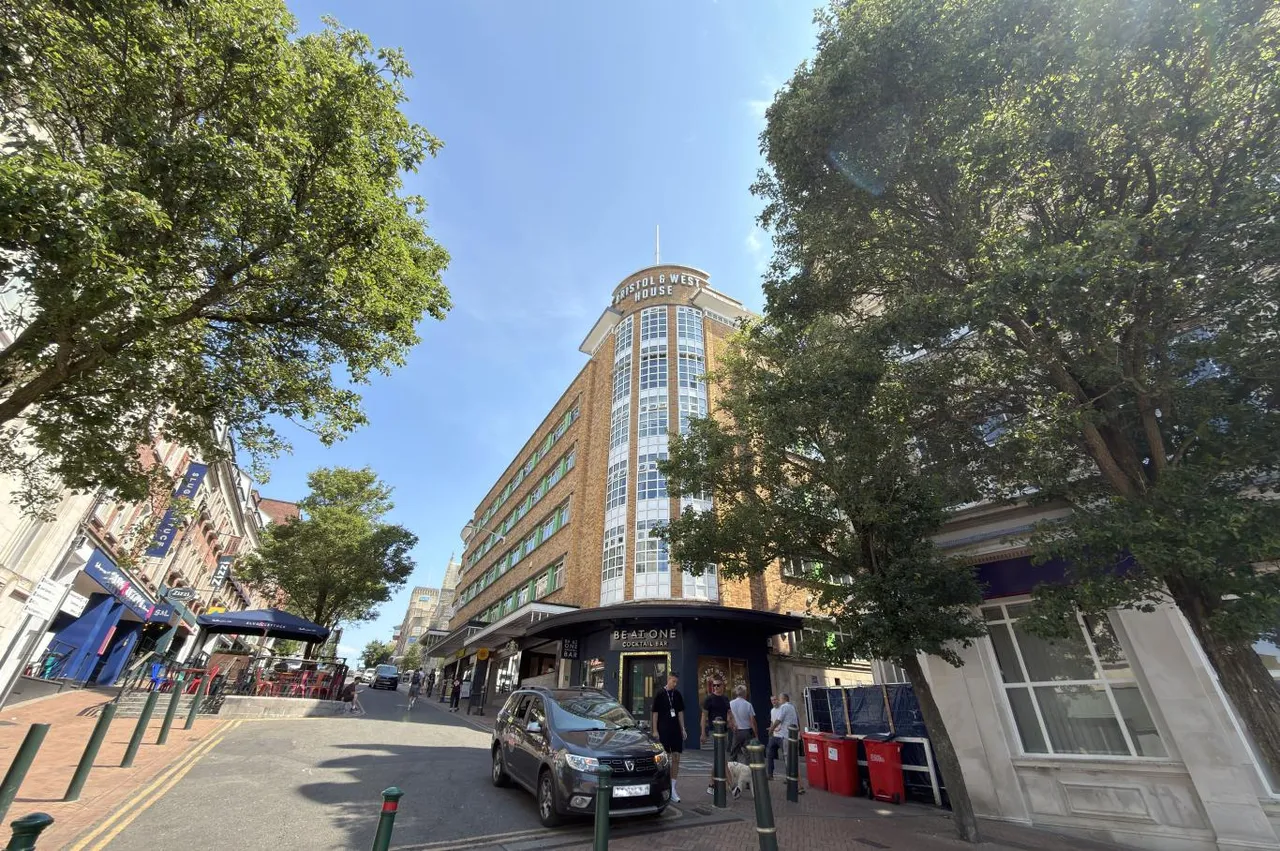 Bristol and West House, BH1, photo 15