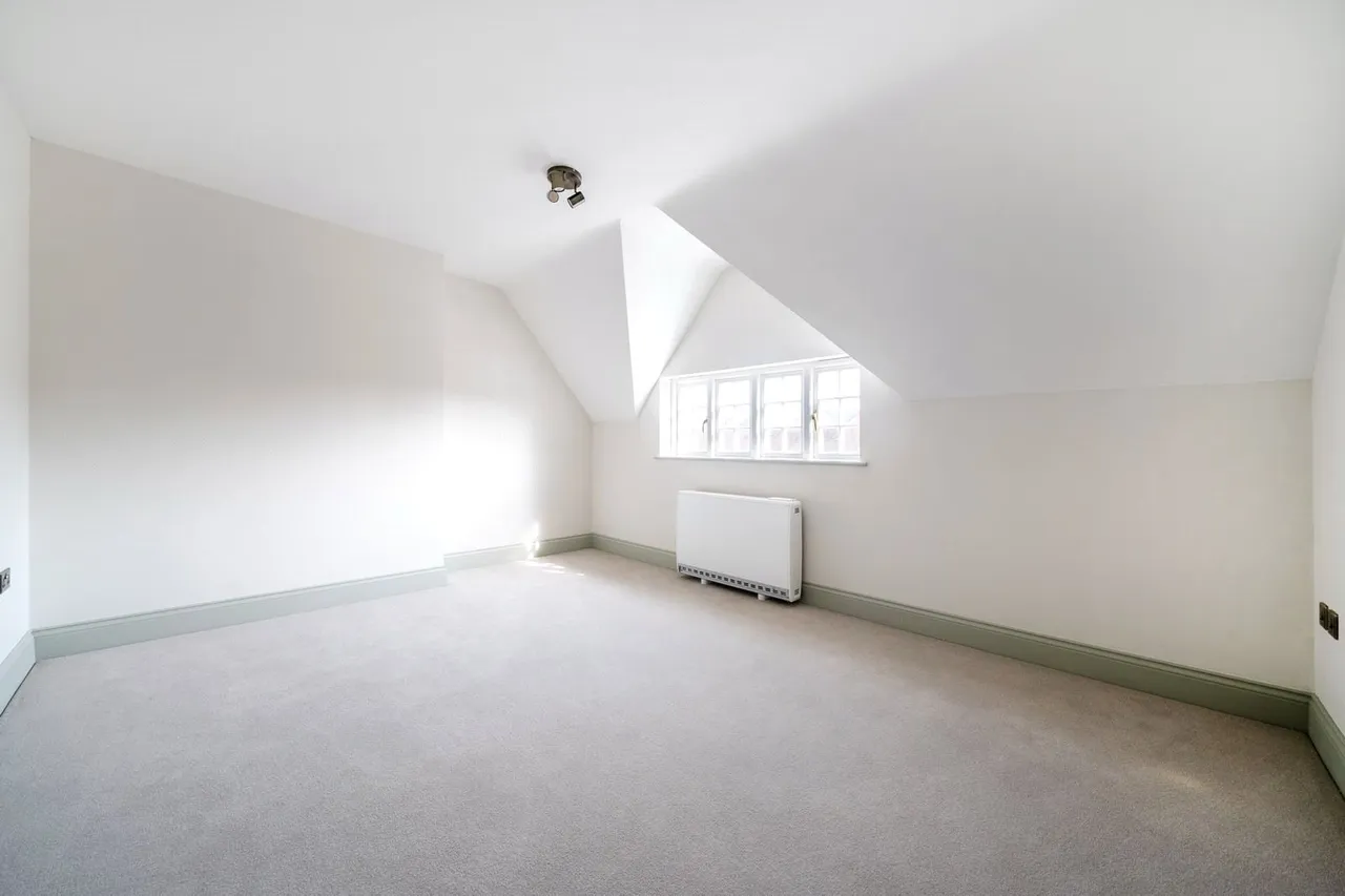 South Street, Farnham, GU9, photo 6