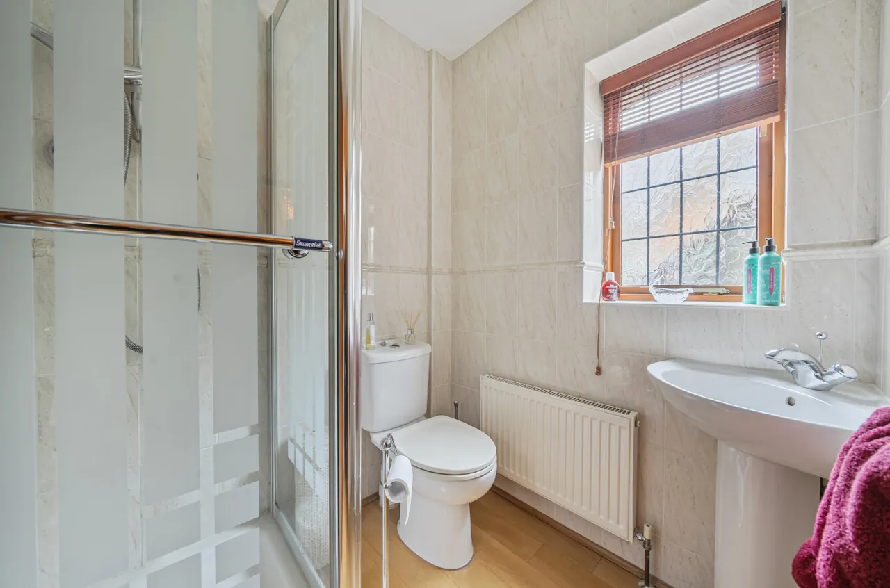Oak Drive, Burghfield Common, Reading, Berkshire, RG7 3JF, photo 9
