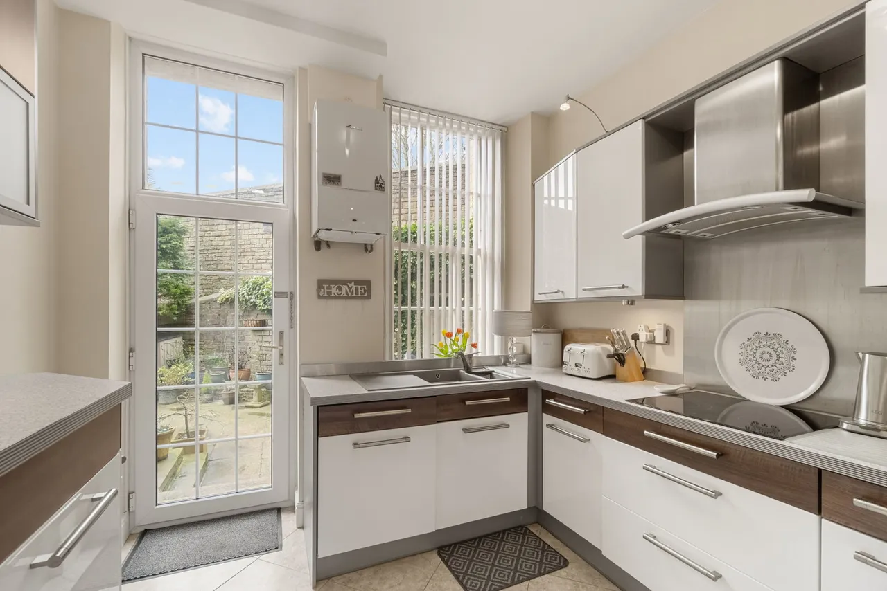 Rosedale, Holywell Hall, HX4, photo 8