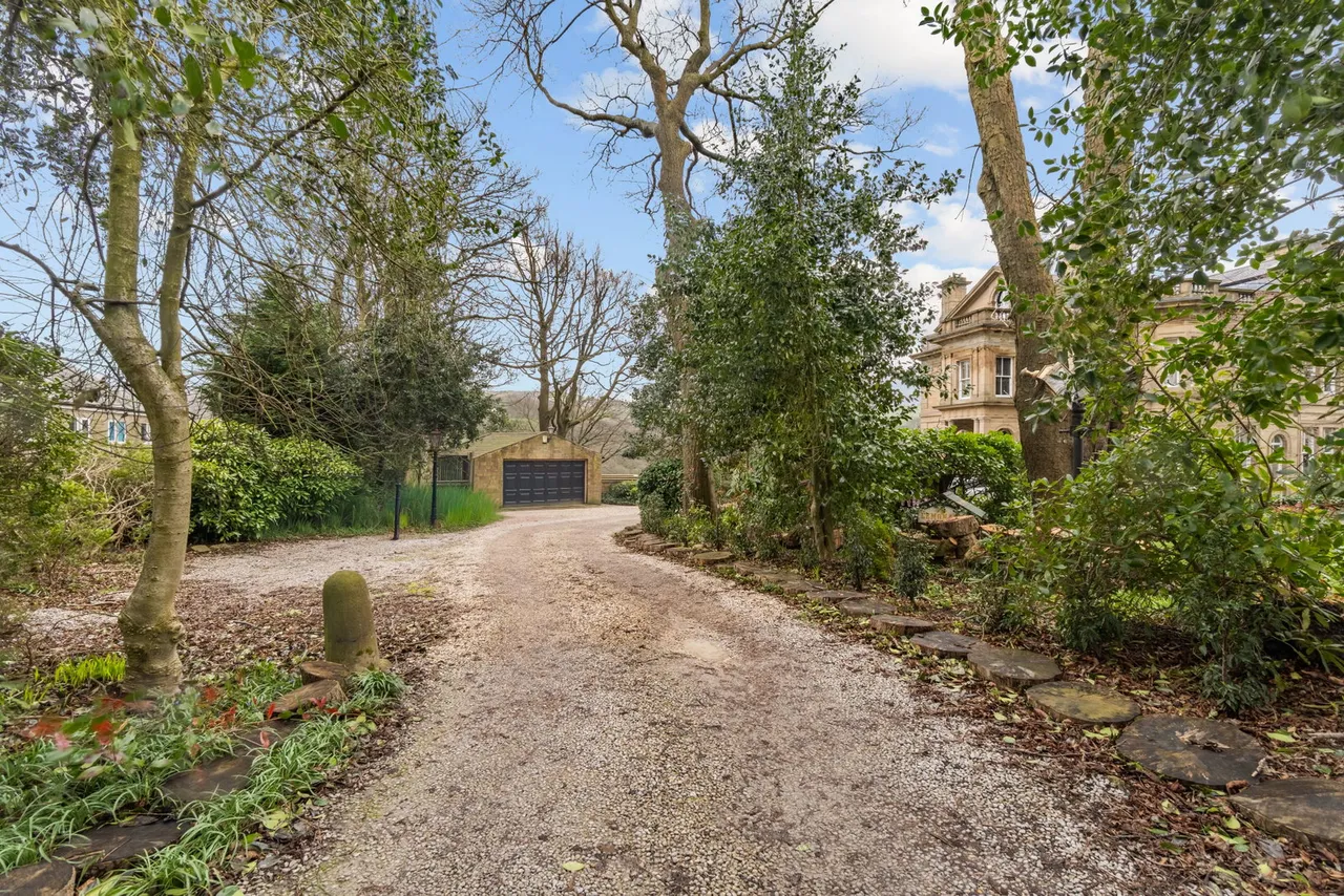 Rosedale, Holywell Hall, HX4, photo 25