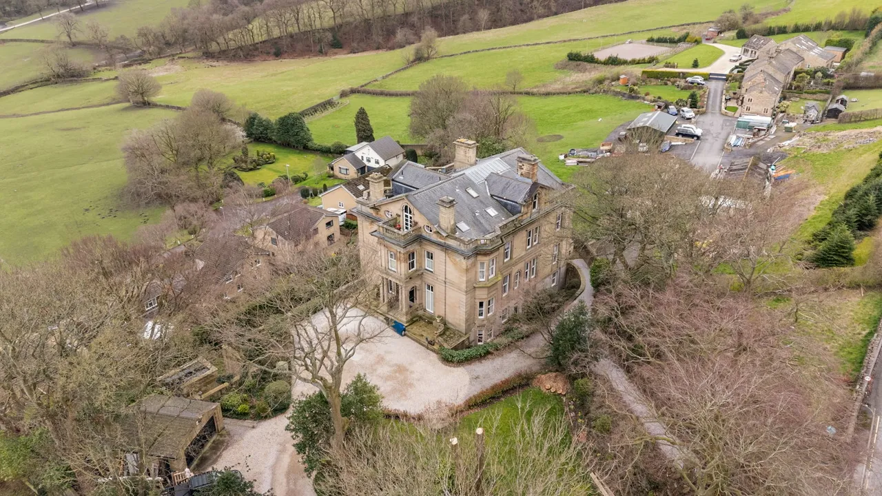 Rosedale, Holywell Hall, HX4, photo 2