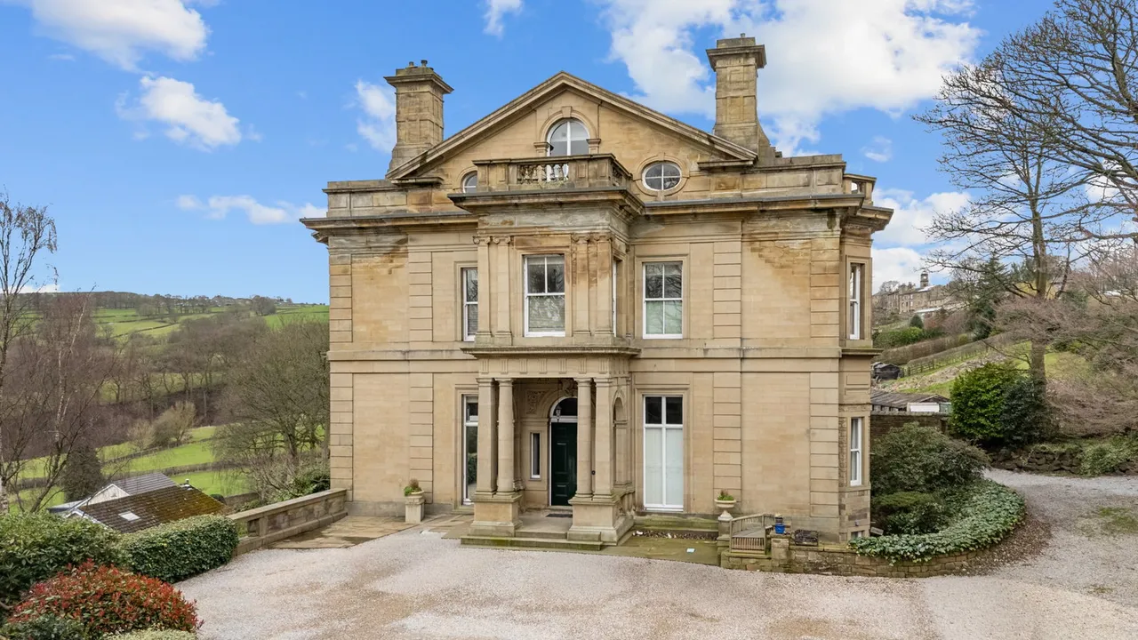 2 bed flat for sale, Rosedale, Holywell Hall, HX4