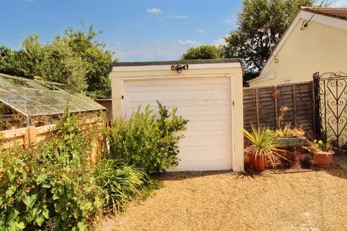 Sugden Avenue, Wickford, SS12 0JB, photo 3