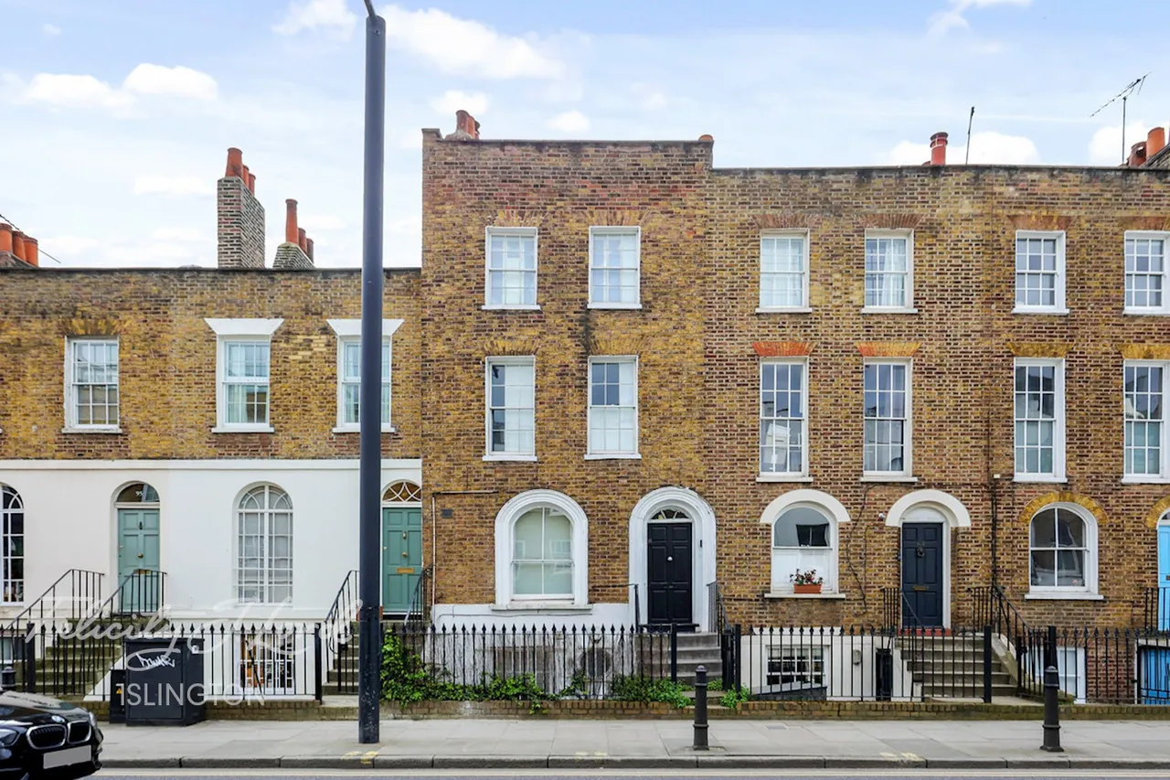 Balls Pond Road, London, photo 33