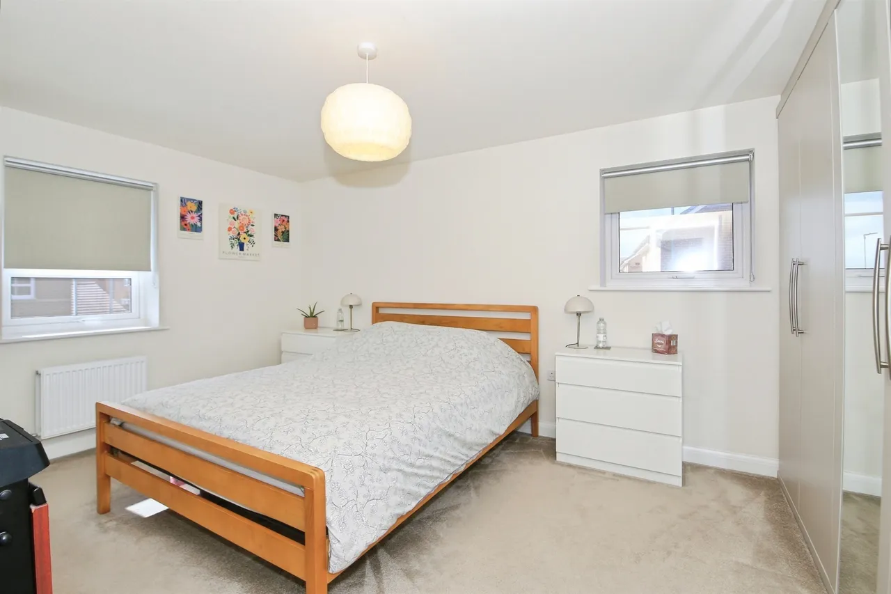 Belmont Place, Hampton Water, Peterborough, photo 10