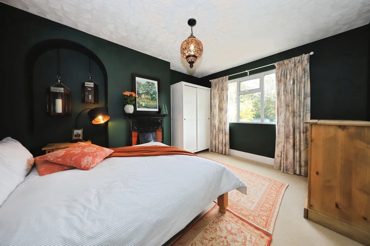 Woodfield Avenue, Wolverhampton, WV4, photo 2