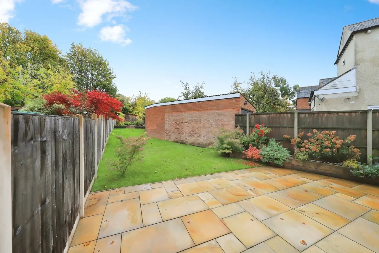 Woodfield Avenue, Wolverhampton, WV4, photo 17