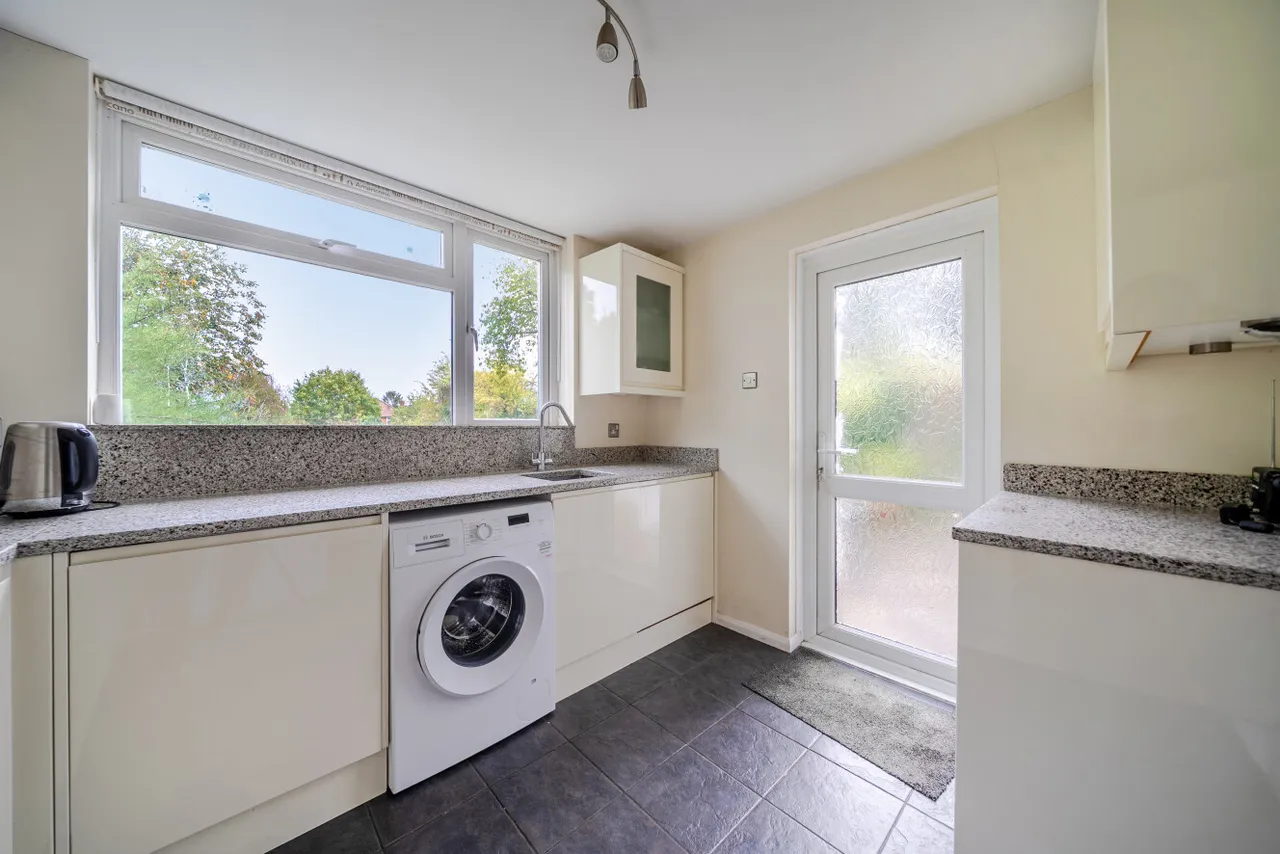 Pickhurst Lane, West Wickham, BR4, photo 10