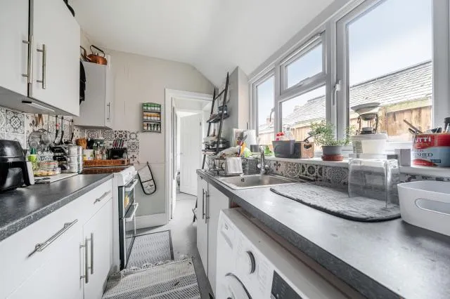 Reading Road, Henley-On-Thames, RG9, photo 7