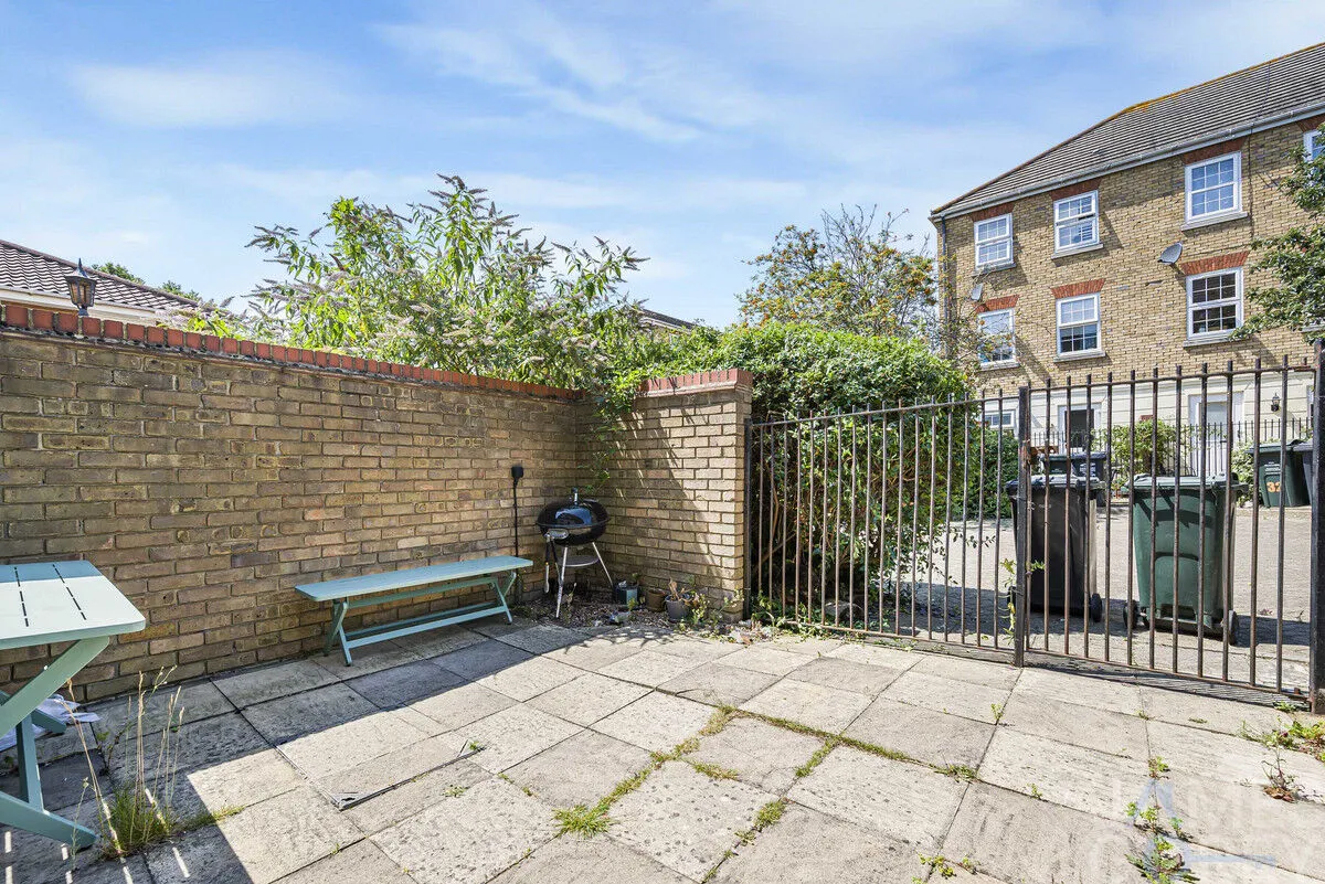 Frobisher Way, Greenhithe, DA9, photo 25
