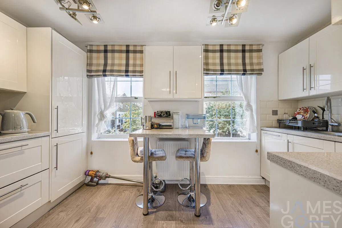 Frobisher Way, Greenhithe, DA9, photo 17