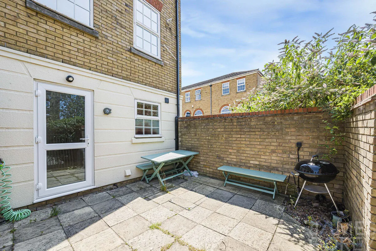 Frobisher Way, Greenhithe, DA9, photo 11