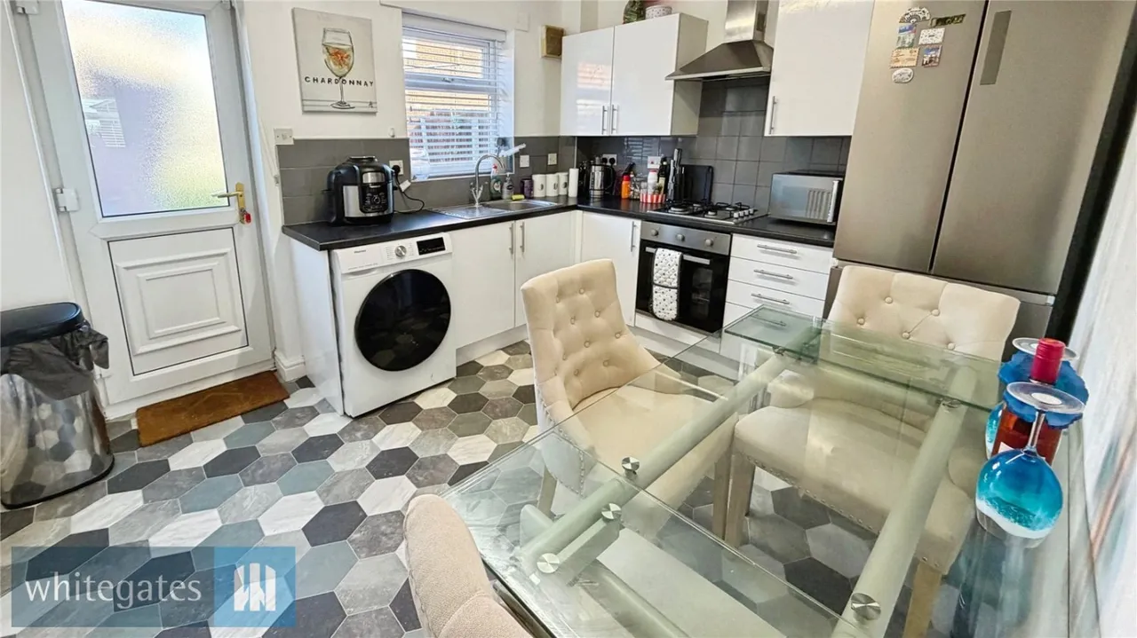 North Royds Wood, Athersley North, S71, photo 13