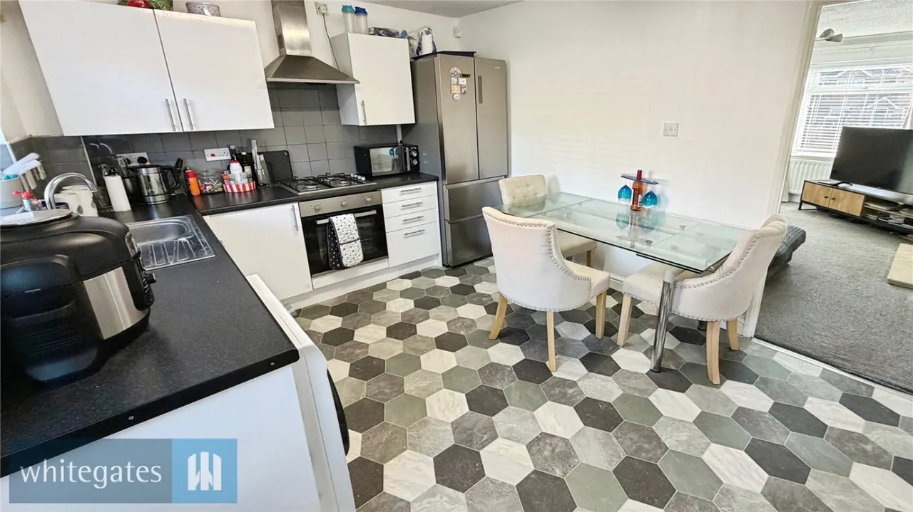 North Royds Wood, Athersley North, S71, photo 4