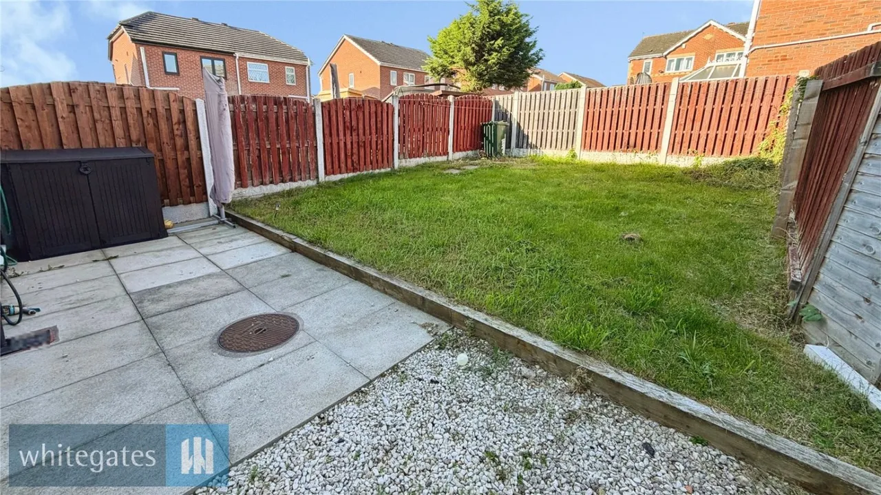 North Royds Wood, Athersley North, S71, photo 8
