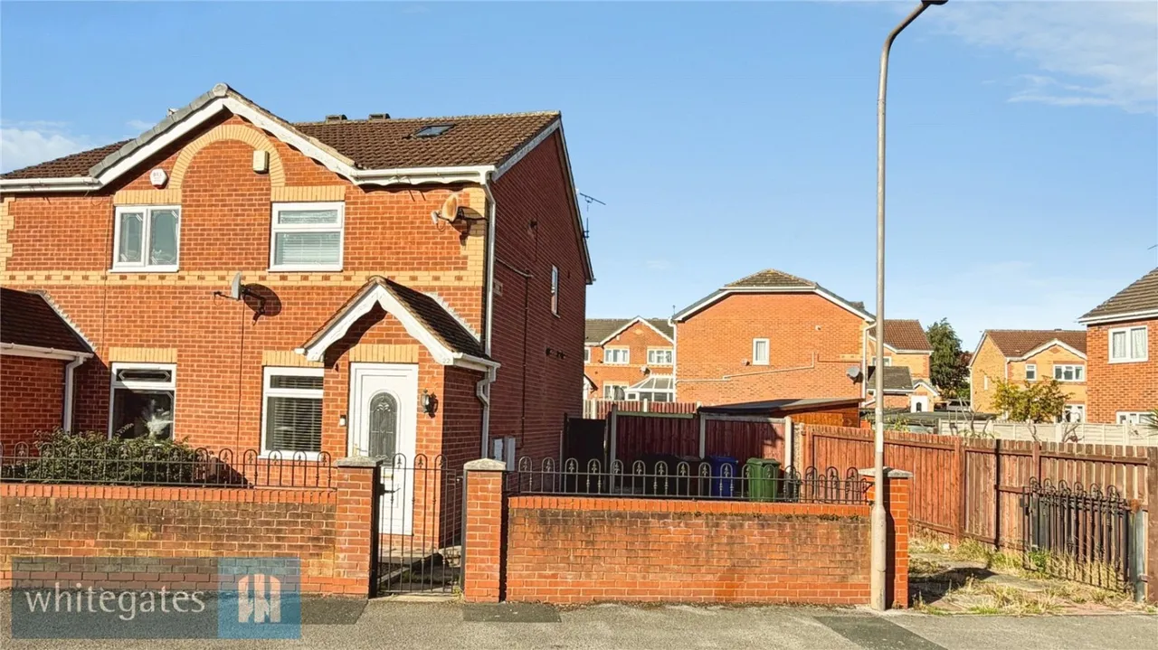 North Royds Wood, Athersley North, S71, photo 20