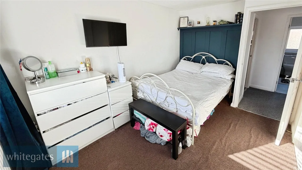 North Royds Wood, Athersley North, S71, photo 5