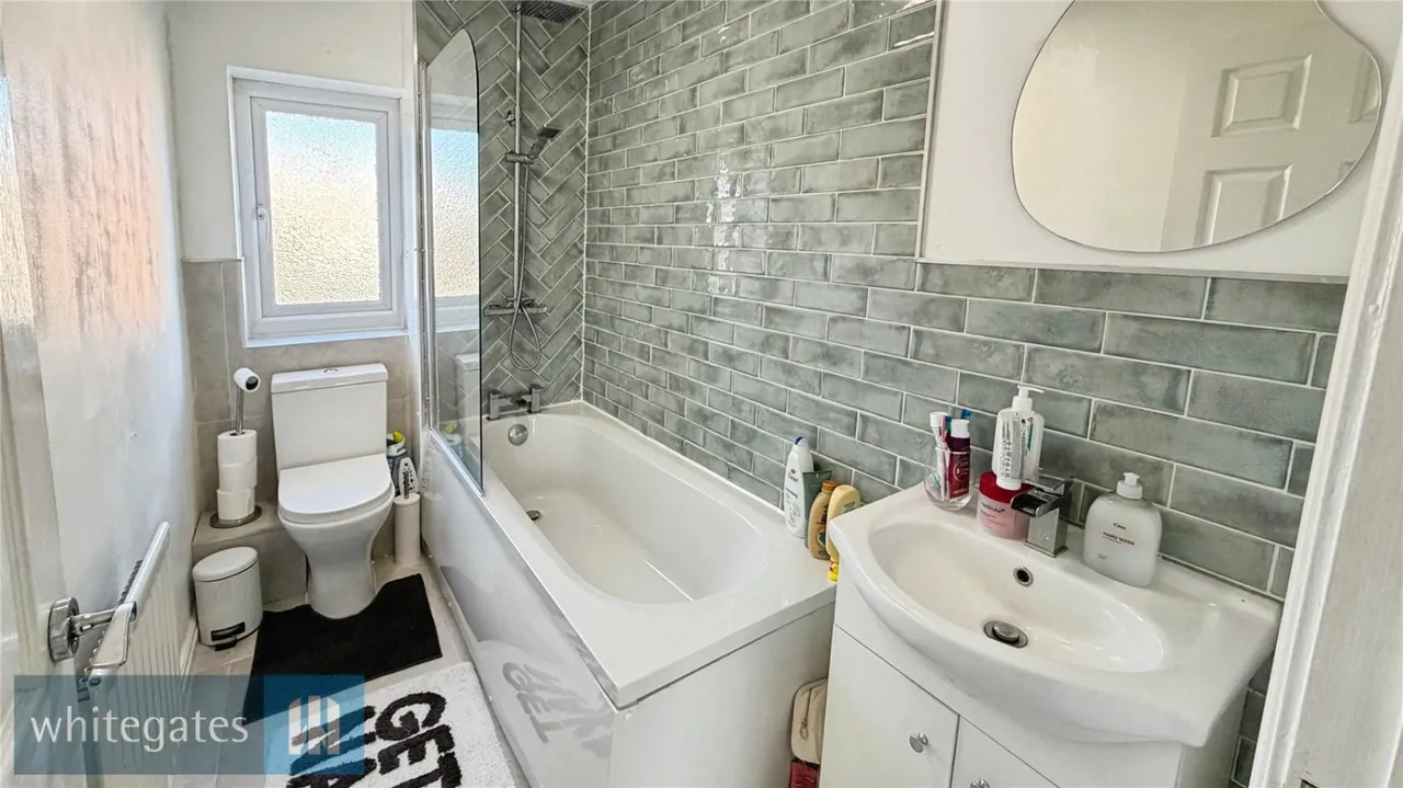 North Royds Wood, Athersley North, S71, photo 7