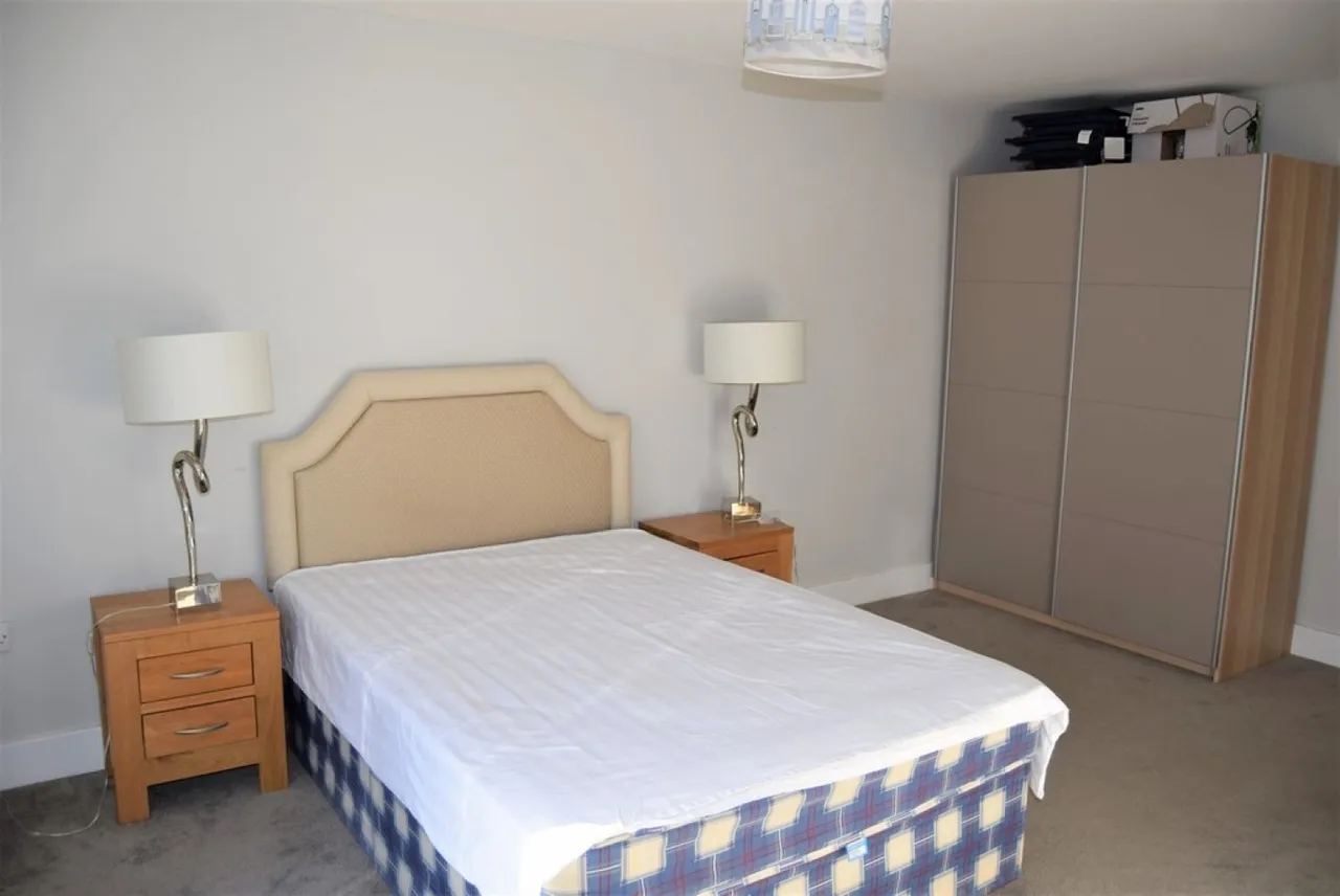 Parkstone Road, Poole, photo 9