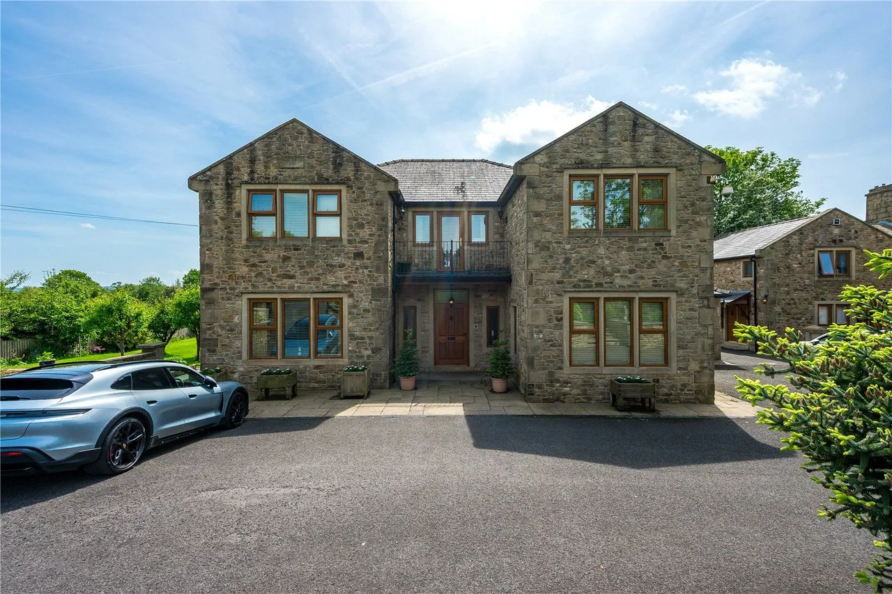 5 bed house for sale, Lower Lane, Longridge, PR3