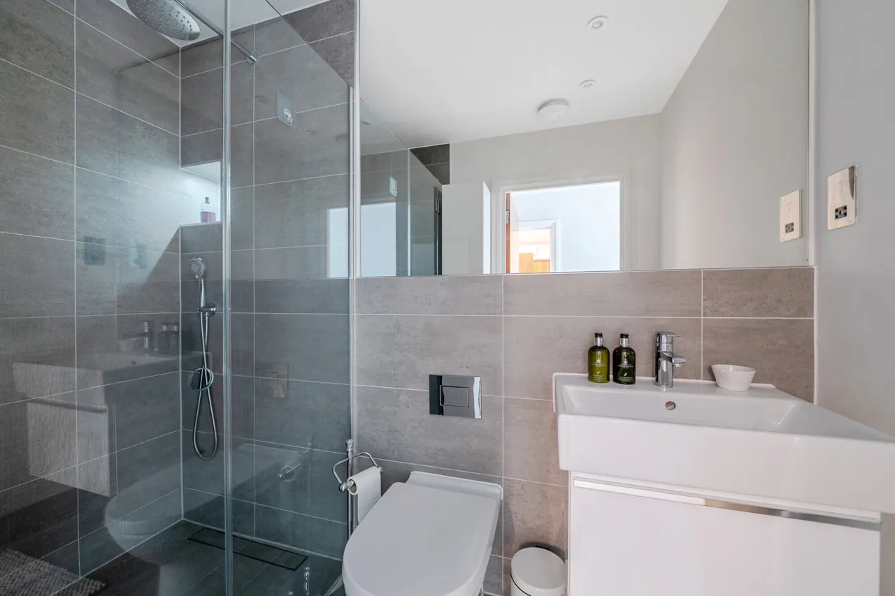 Bridgewater Terrace, Windsor, SL4, photo 12