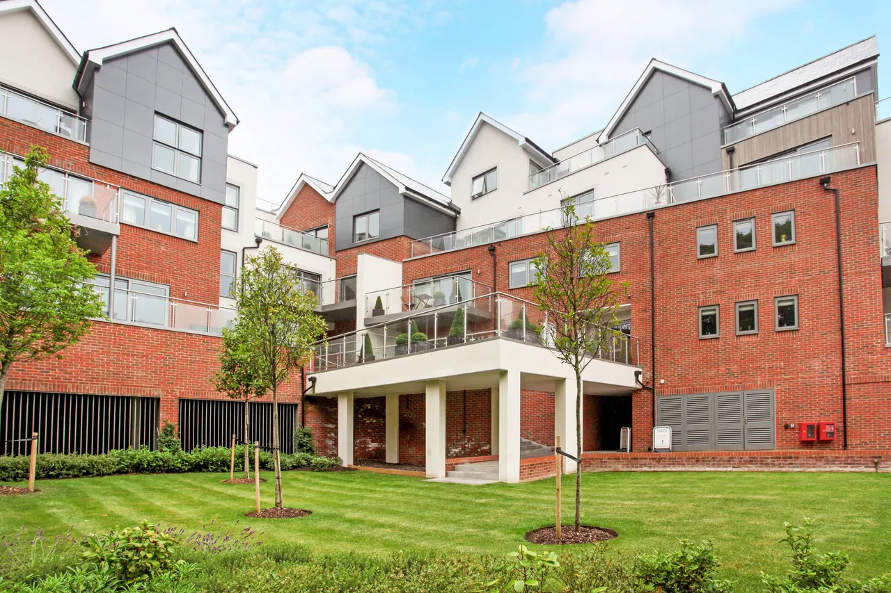 2 bed flat for sale — Bridgewater Terrace, Windsor, SL4