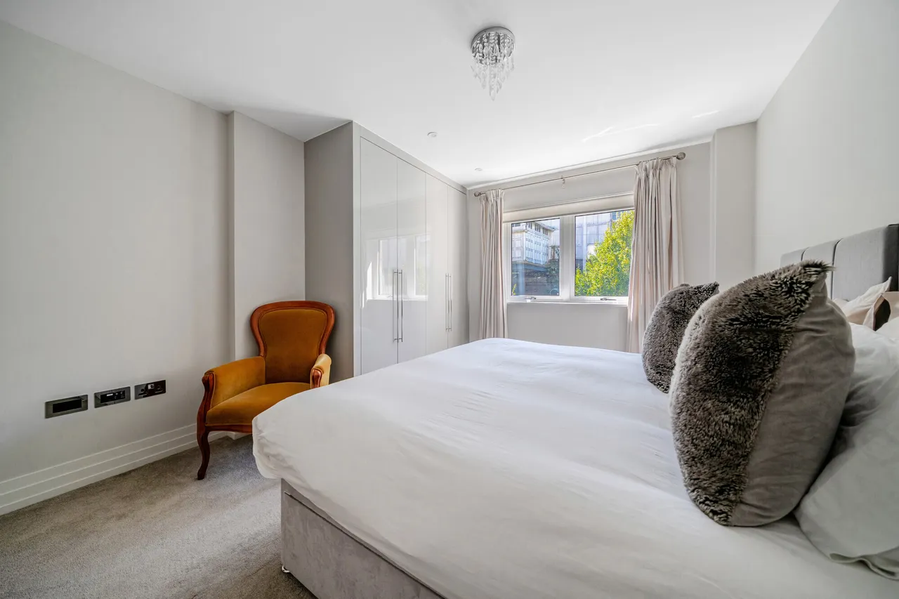 Bridgewater Terrace, Windsor, SL4, photo 11