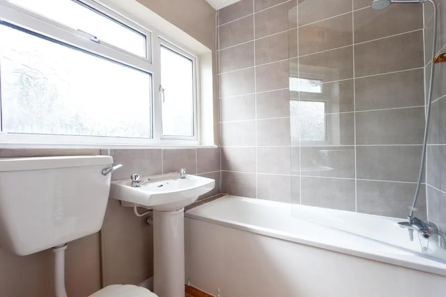 Westward Road, London, E4, photo 7