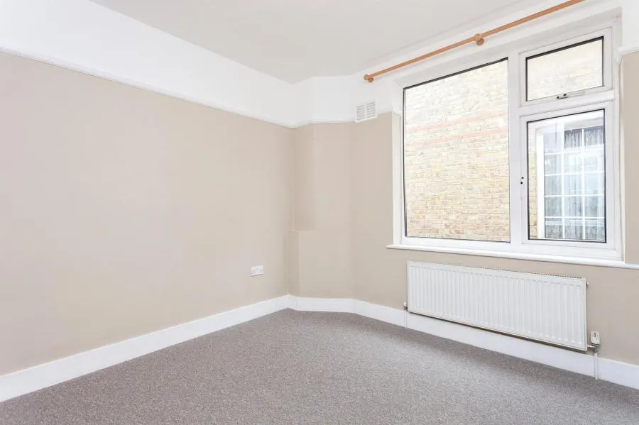 Westward Road, London, E4, photo 6