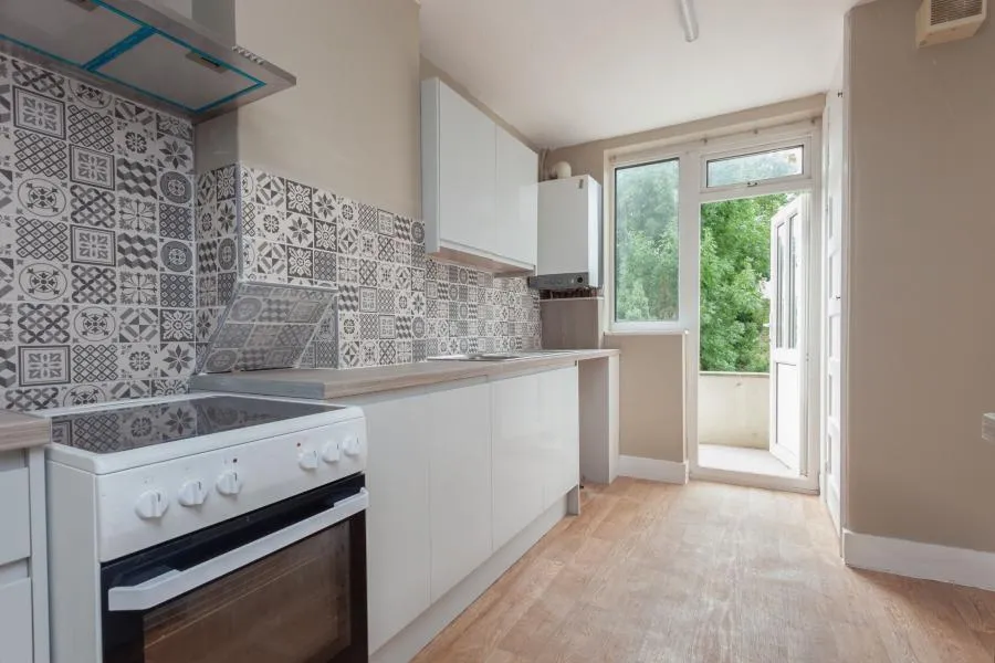 Westward Road, London, E4, photo 5