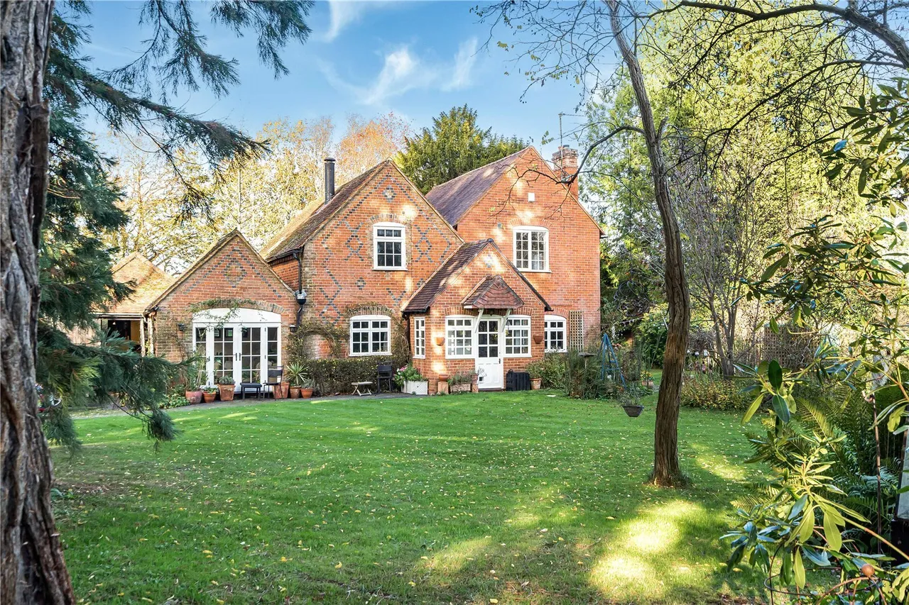 Whitmoor Lane, Sutton Green, GU4, photo 26