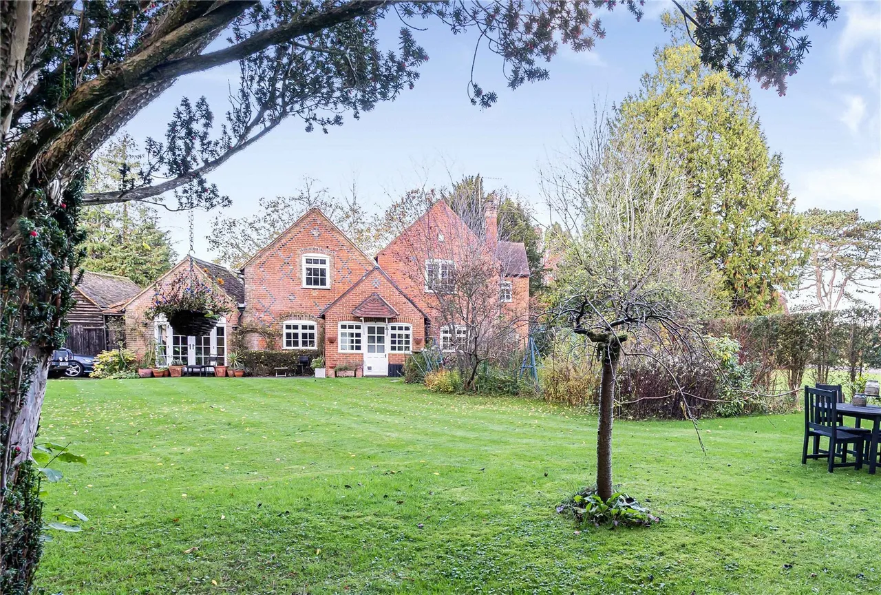 Whitmoor Lane, Sutton Green, GU4, photo 30