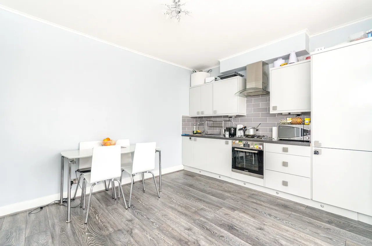 53a Dowanhill Road, London, photo 4