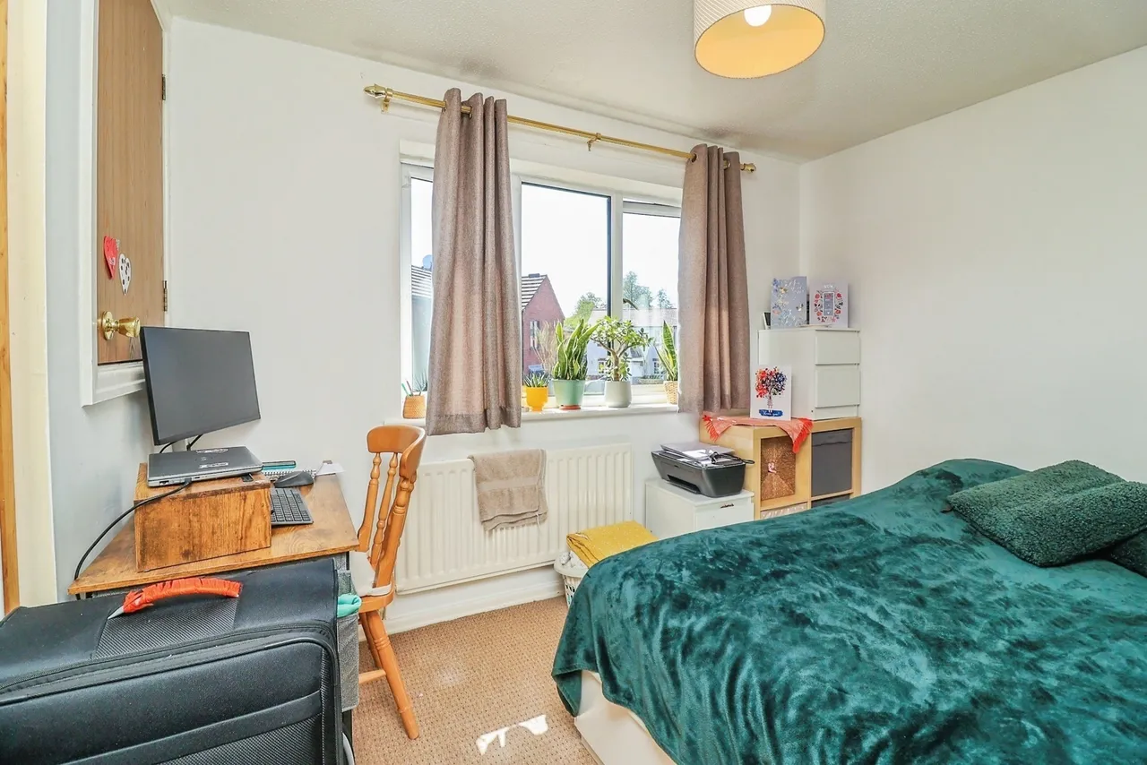 Kimbolton Court, Giffard Park, Milton Keynes, Buckinghamshire, MK14, photo 13