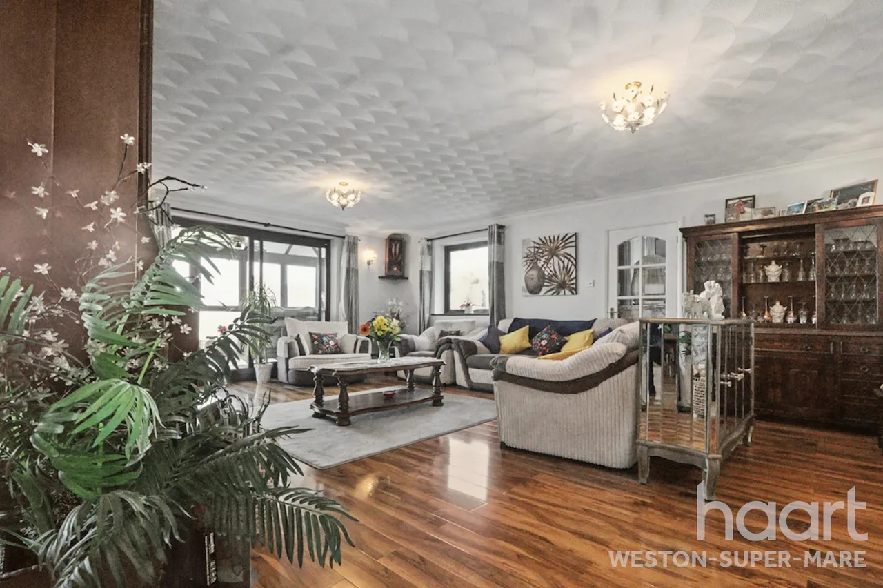Kewstoke Road, Weston-Super-Mare, BS22, photo 3