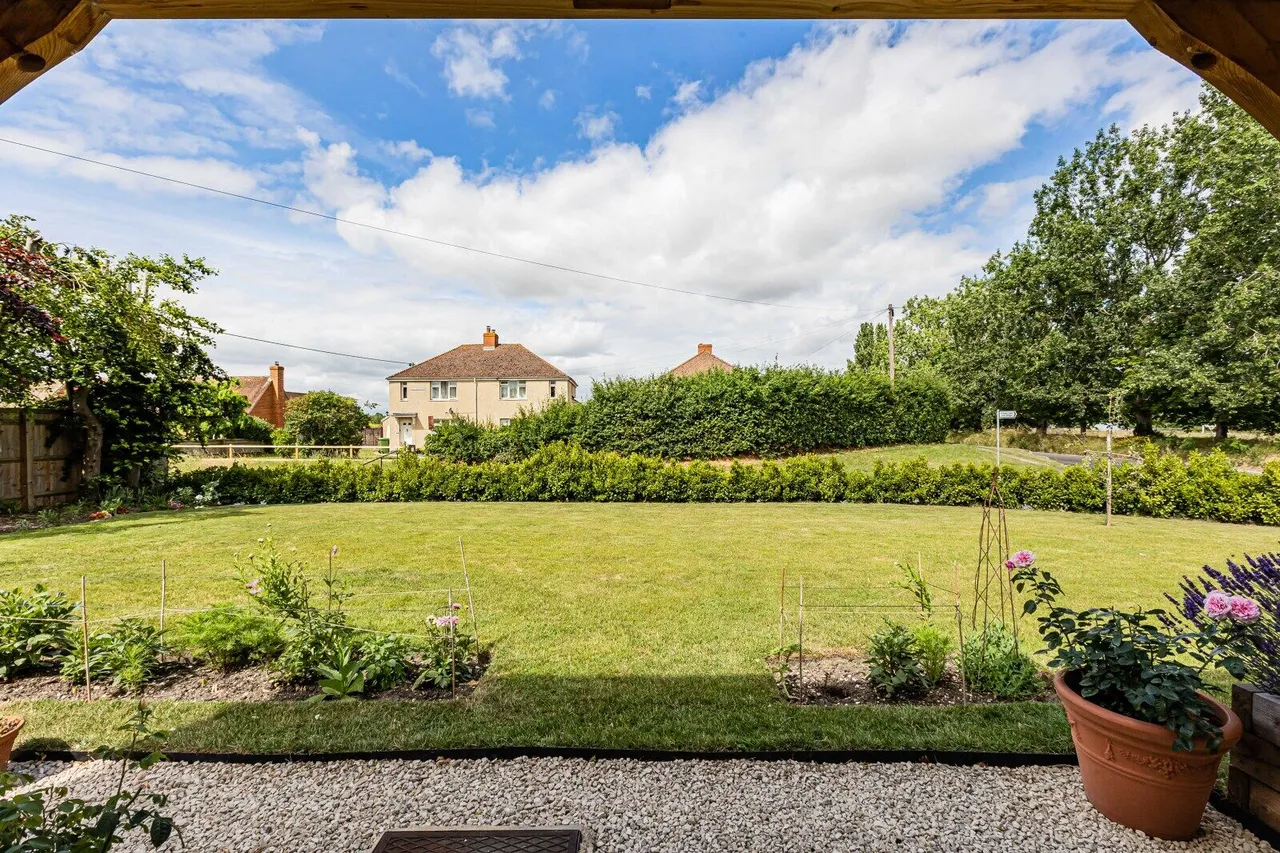 Brookside, East Hanney, OX12, photo 8