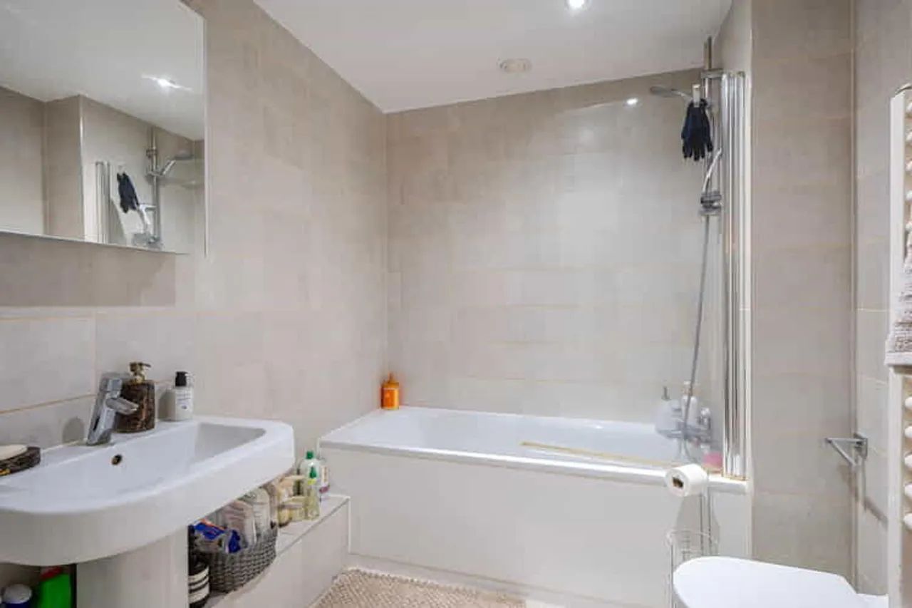 80 Sherbrooke Way 5 Drummond Court Wo..., photo 8