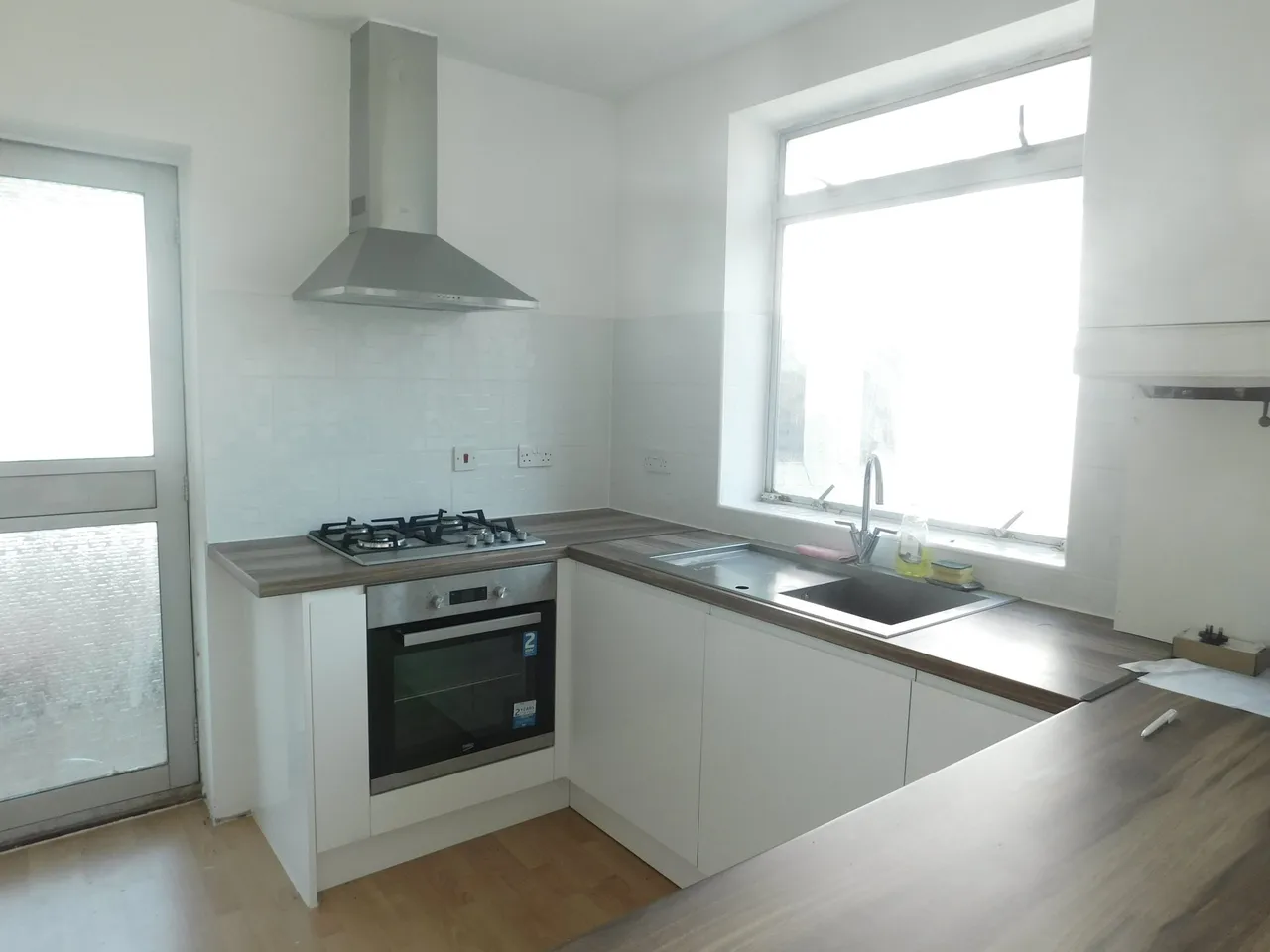 Ferrymead Gardens, Greenford, Greater London, UB6 9NQ, photo 3