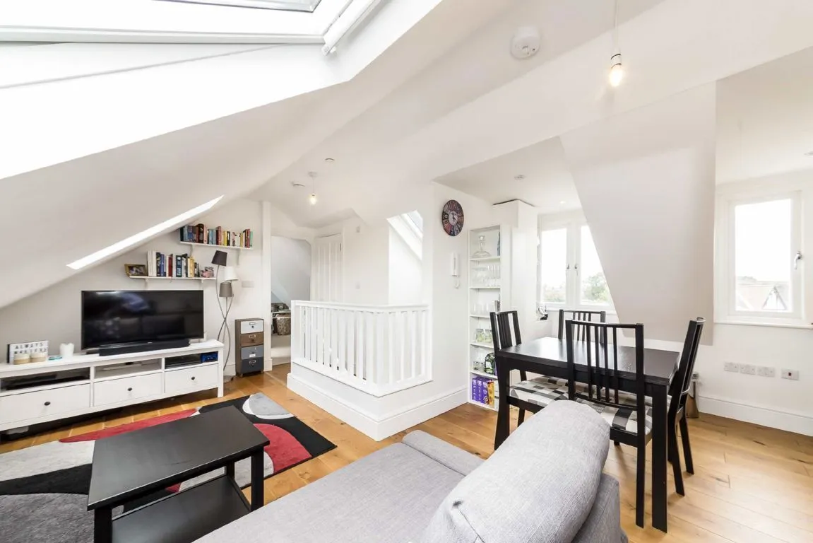 1 bed flat for sale, Conyers Road, SW16