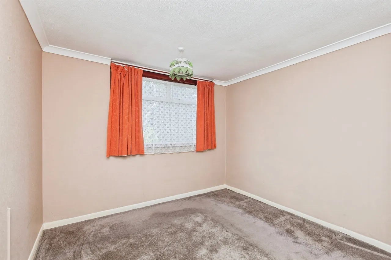 Rushton Drive, Leicester, LE2, photo 12