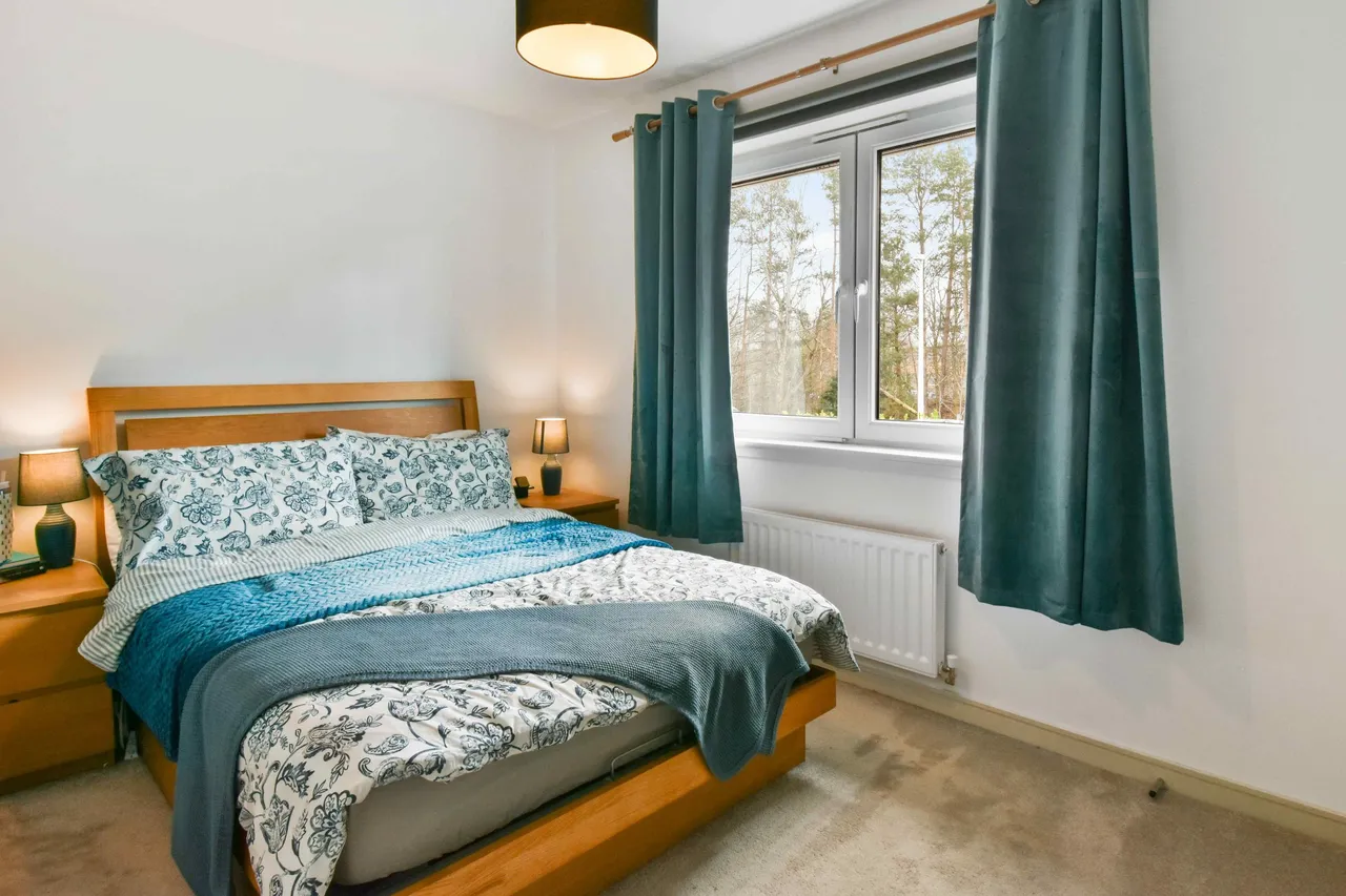 Kaims Crescent, Livingston, photo 8