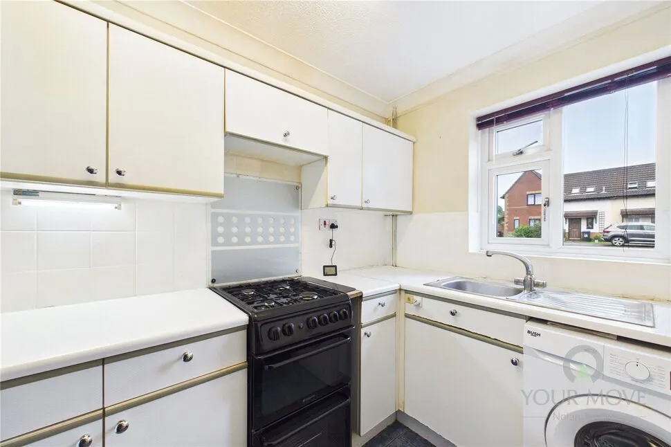 Limoges Court, Duston, NN5, photo 4