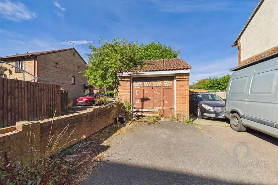 Limoges Court, Duston, NN5, photo 15