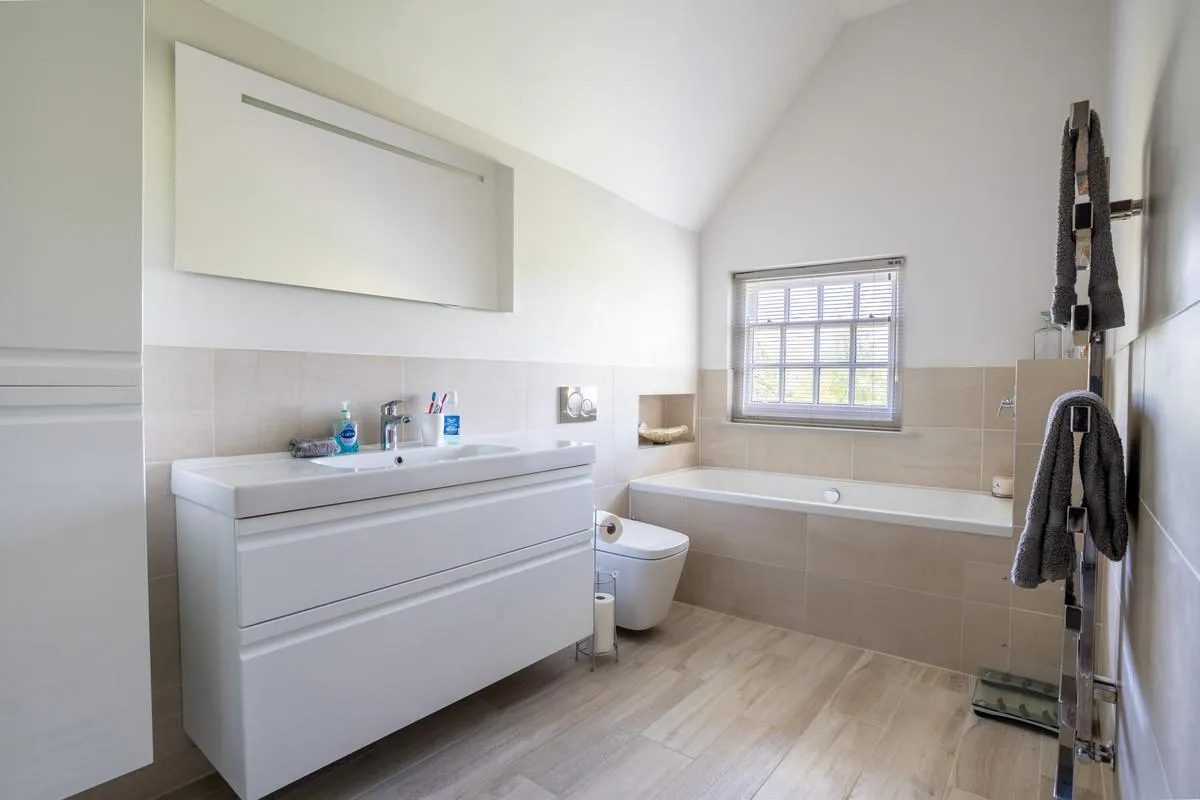 Shell Droitwich, WR9, photo 14