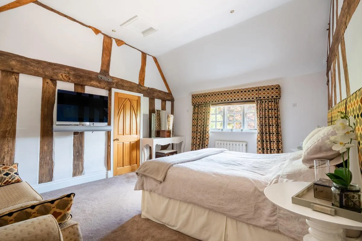Shell Droitwich, WR9, photo 13