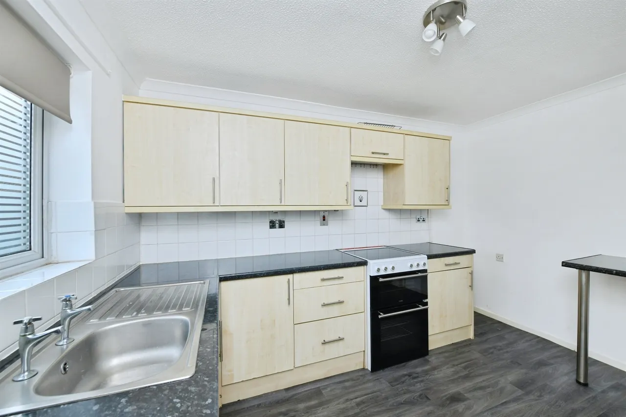 Westcountry Close, Plymouth, PL2, photo 7