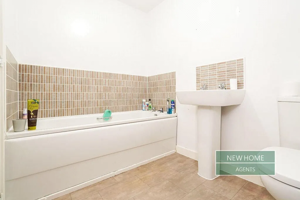 Lightning Grove, Hucknall, NG15, photo 8