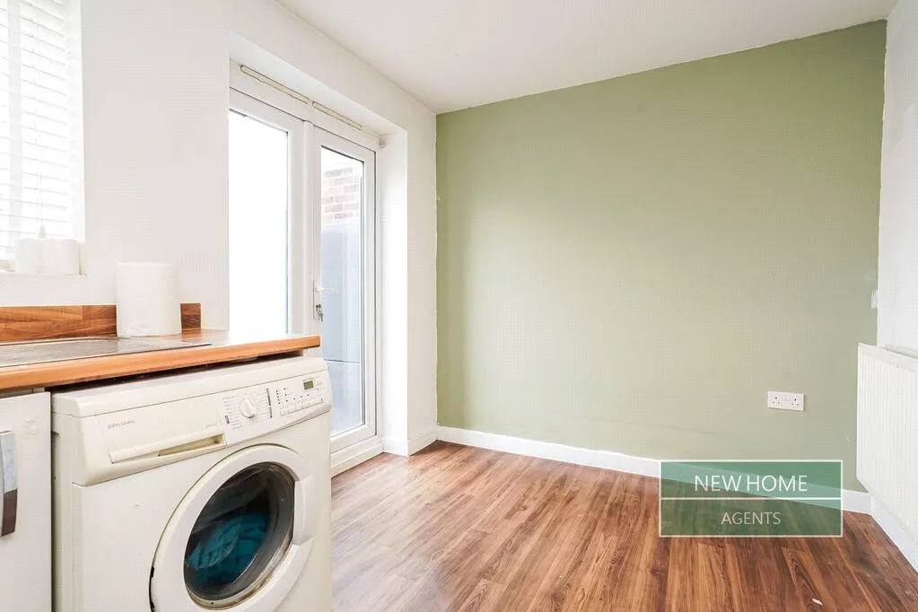 Lightning Grove, Hucknall, NG15, photo 6